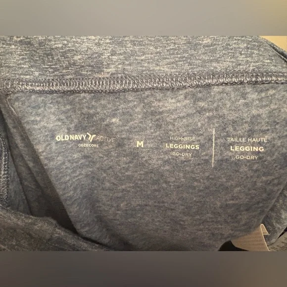 Old Navy Go-Dry High-Rise Leggings – Moisture-Wicking – Size M - Picture 3 of 3